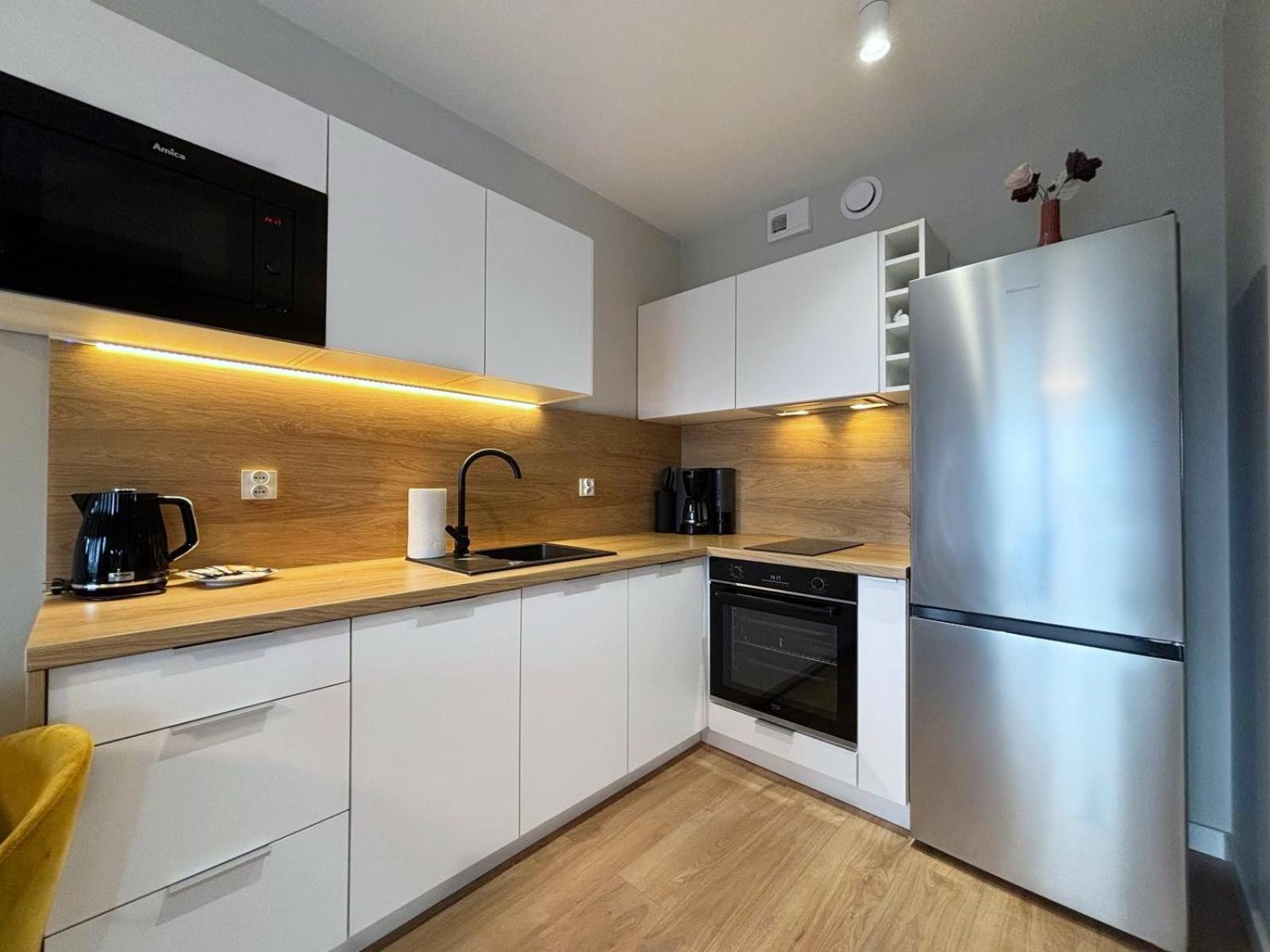 Sun Towers - Apartamenty Bryza - Apartamenty Z Parkingiem Svinoústí Exteriér fotografie
