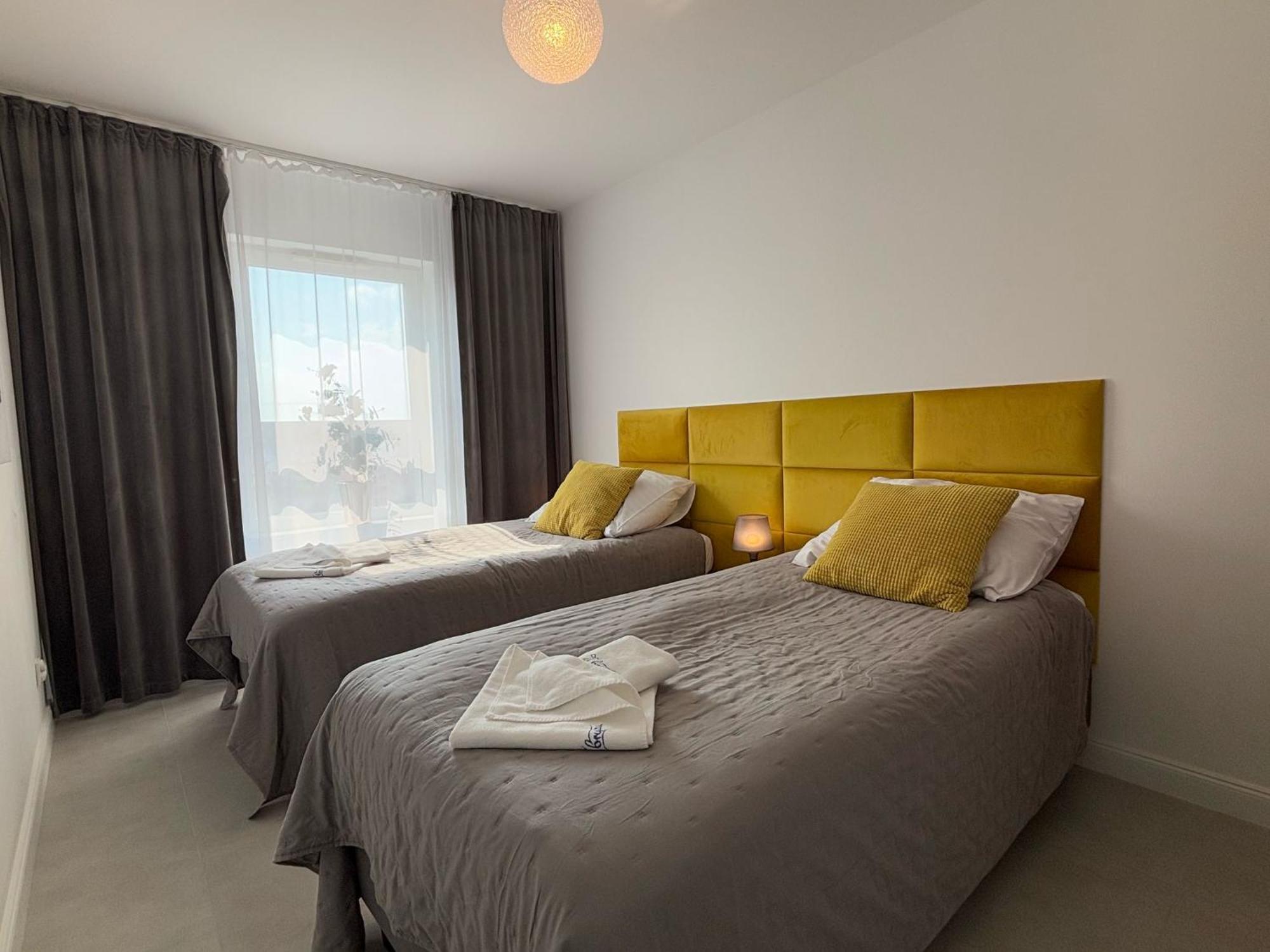 Sun Towers - Apartamenty Bryza - Apartamenty Z Parkingiem Svinoústí Exteriér fotografie